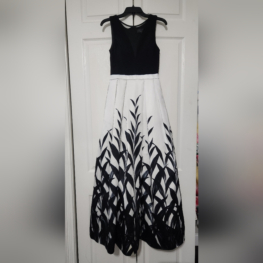 Elegant Black and White Formal Maxi Dress